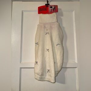 Boots and Barkley dog bow sweater size large